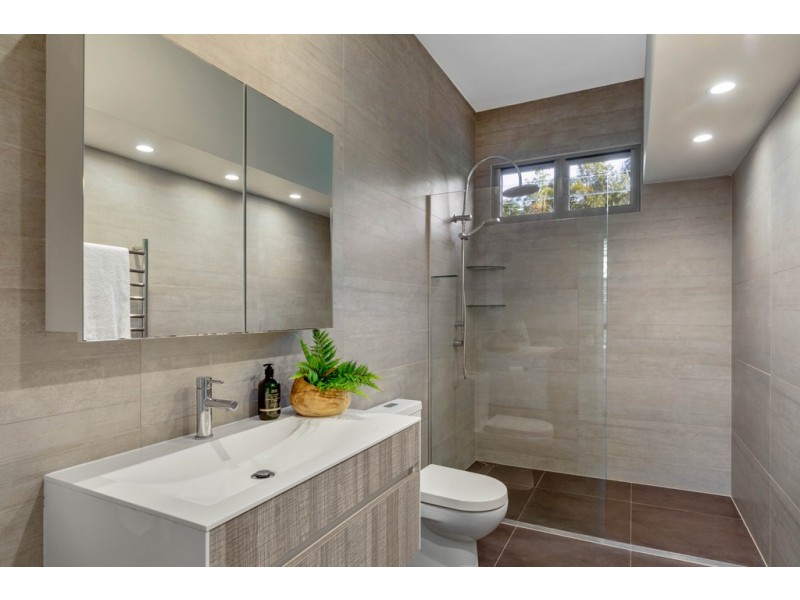 4 Lewis Street, Tewantin QLD 4565