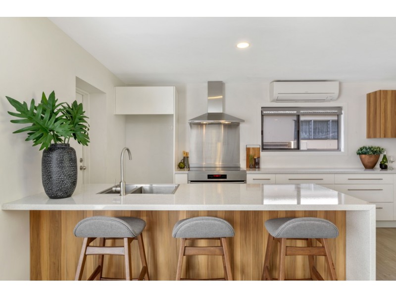 4 Lewis Street, Tewantin QLD 4565