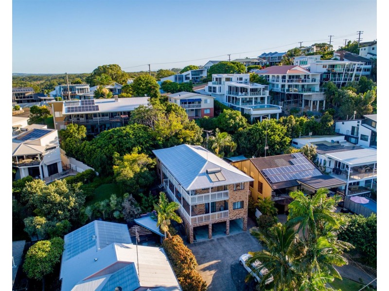 7 Yakola Parade, Alexandra Headland QLD 4572