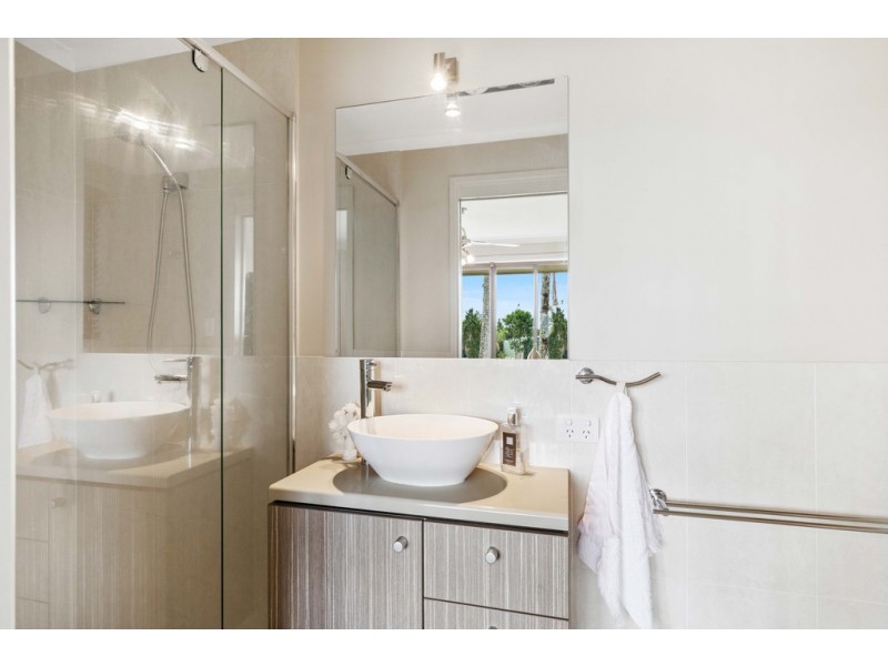 3 Australia Drive, Southside QLD 4570