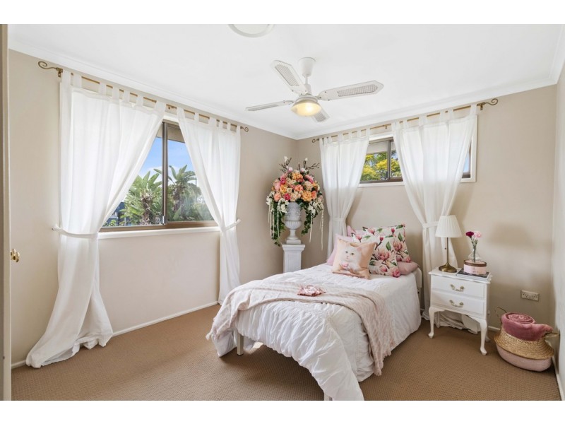 3 Australia Drive, Southside QLD 4570