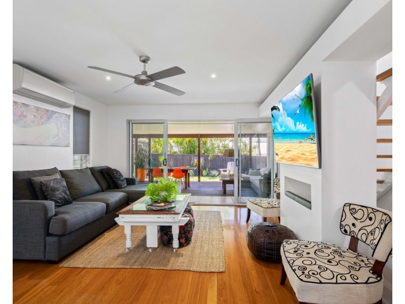 1/20 Orealla Crescent, Sunrise Beach QLD 4567