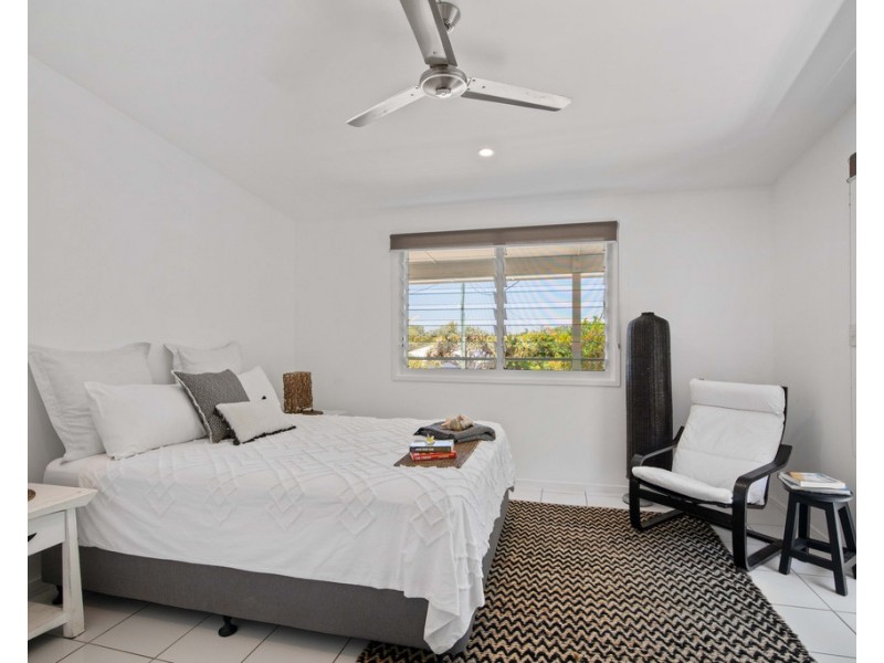 1/20 Orealla Crescent, Sunrise Beach QLD 4567