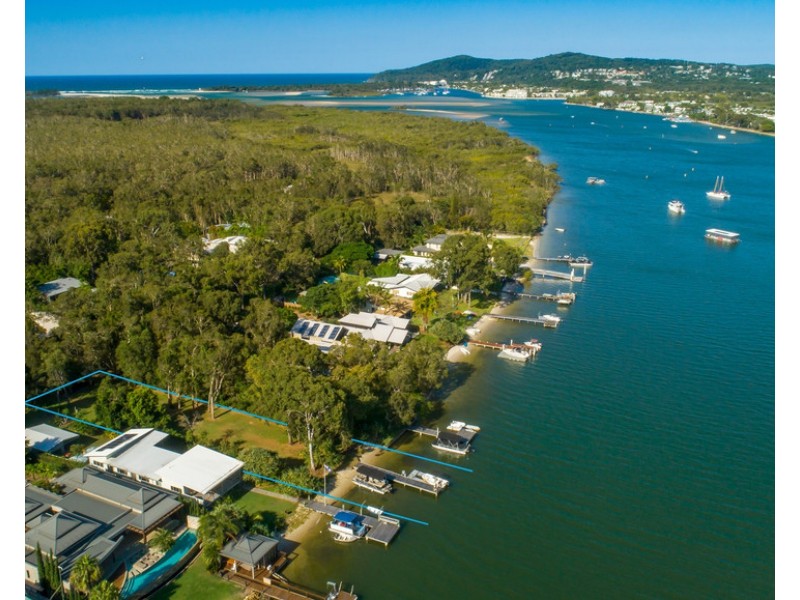 10 Wygani Drive, Noosa North Shore QLD 4565