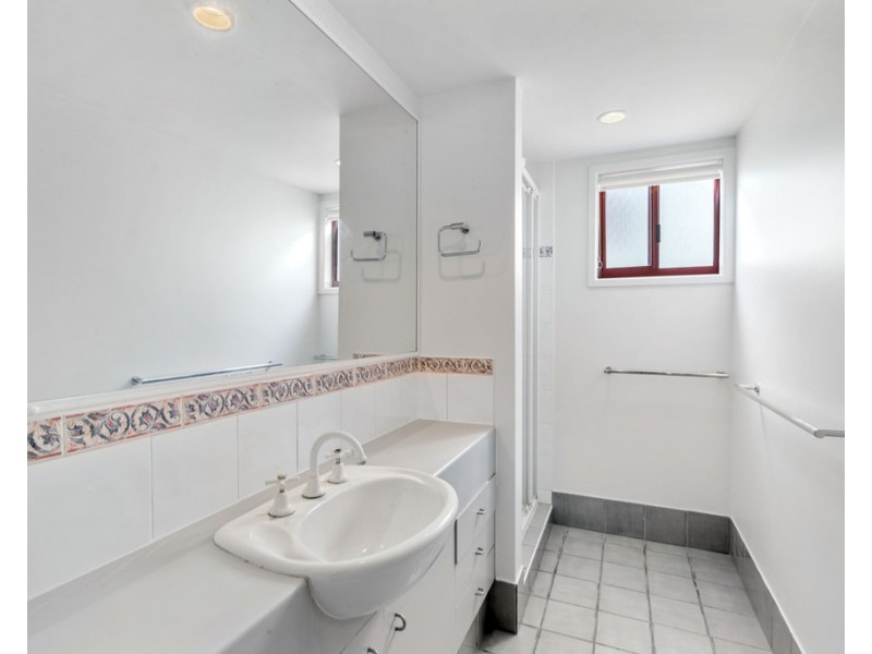 4/528 David Low Way, Castaways Beach QLD 4567