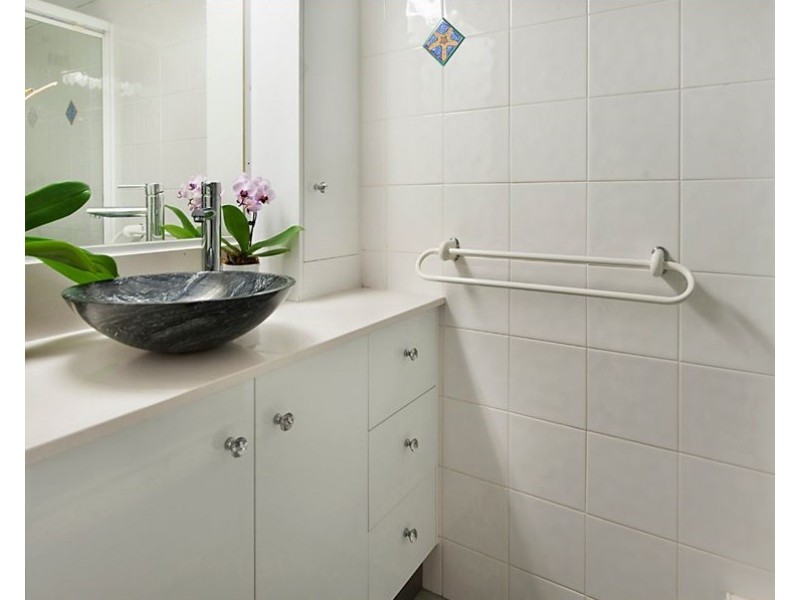 6/18 Camfield Street, Alexandra Headland QLD 4572