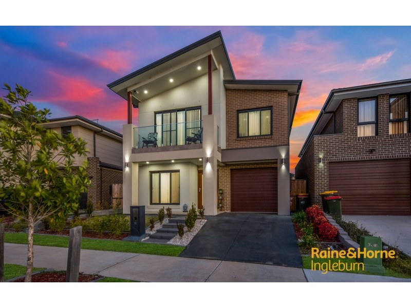 19 GUILLEMONT ROAD, Edmondson Park NSW 2174