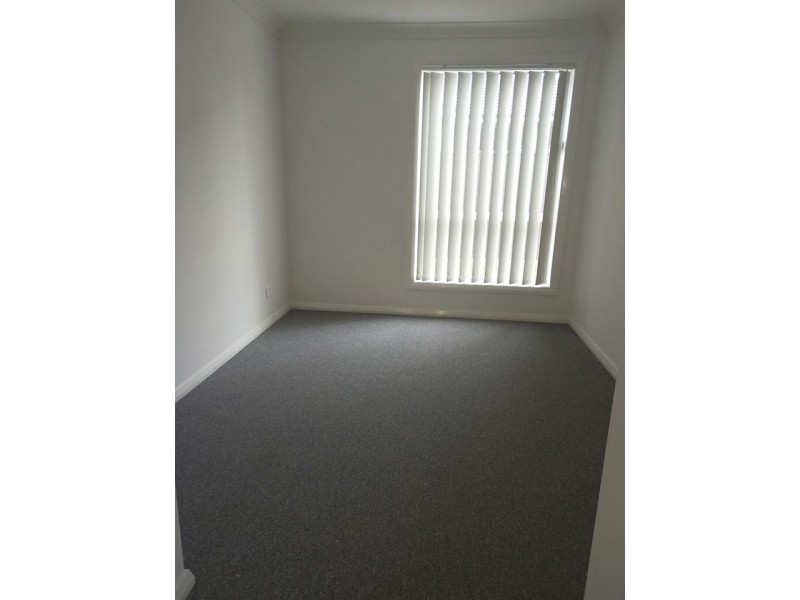 21 GEDDES STREET, Spring Farm NSW 2570