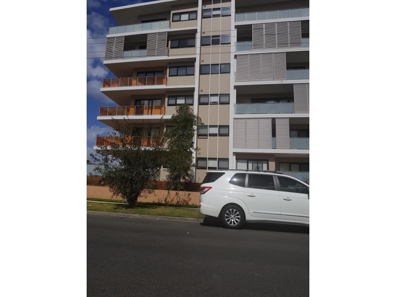13/2-10 TYLER STREET, Campbelltown NSW 2560