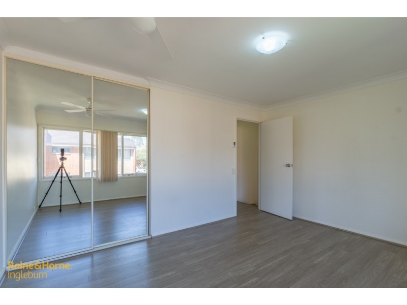 18/15-19 FOURTH AVENUE, Macquarie Fields NSW 2564