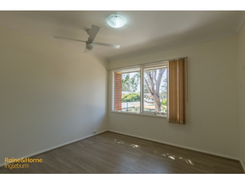 18/15-19 FOURTH AVENUE, Macquarie Fields NSW 2564