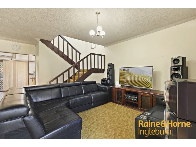 3/72-74 MACQUARIE ROAD, Ingleburn NSW 2565