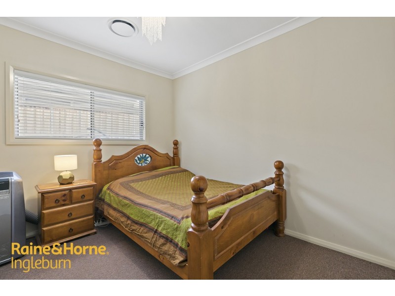 10 DALRYMPLE STREET, Minto NSW 2566