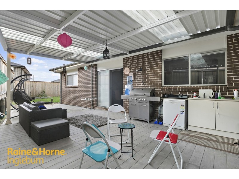 10 DALRYMPLE STREET, Minto NSW 2566