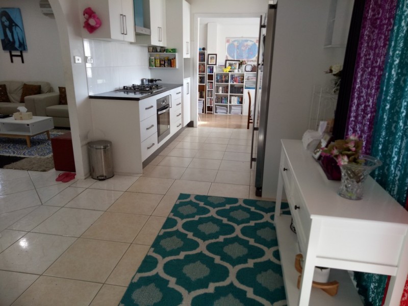 39 HYDRANGEA PLACE, Macquarie Fields NSW 2564