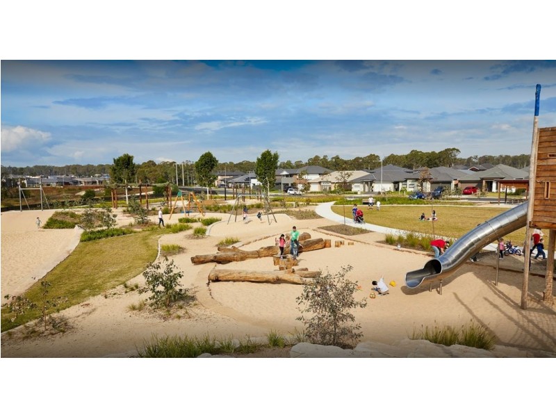 4 FAIRBROTHER AVENUE, Leppington NSW 2179