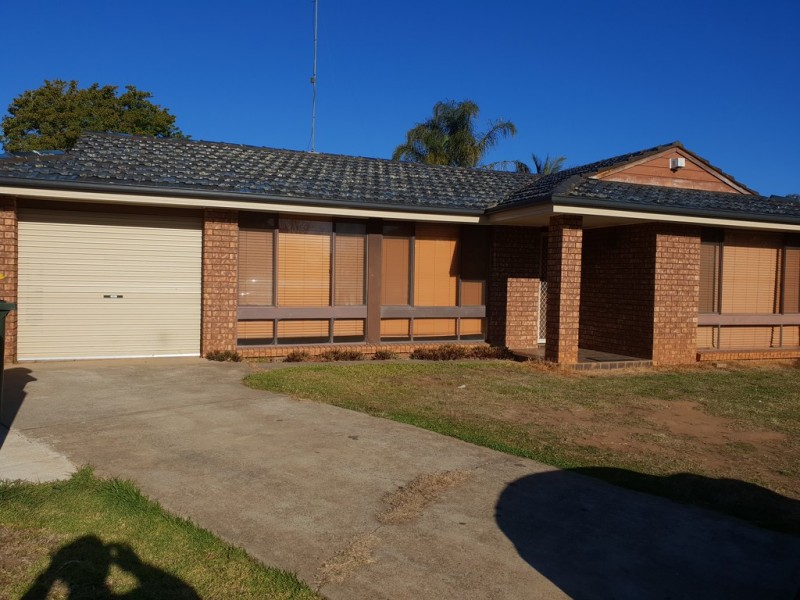 6 HORNET PLACE, Raby NSW 2566