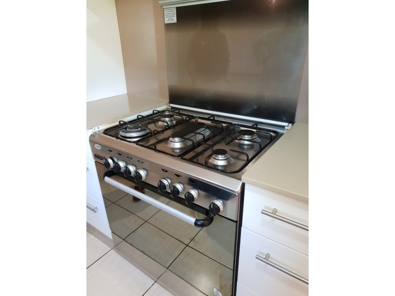 6 HORNET PLACE, Raby NSW 2566