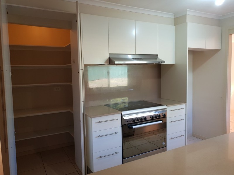 6 HORNET PLACE, Raby NSW 2566
