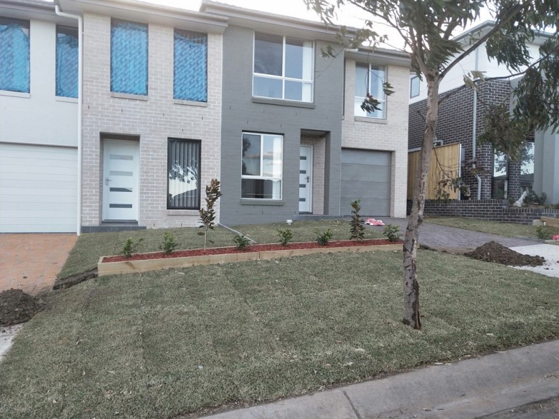4B Galileo St, Campbelltown NSW 2560