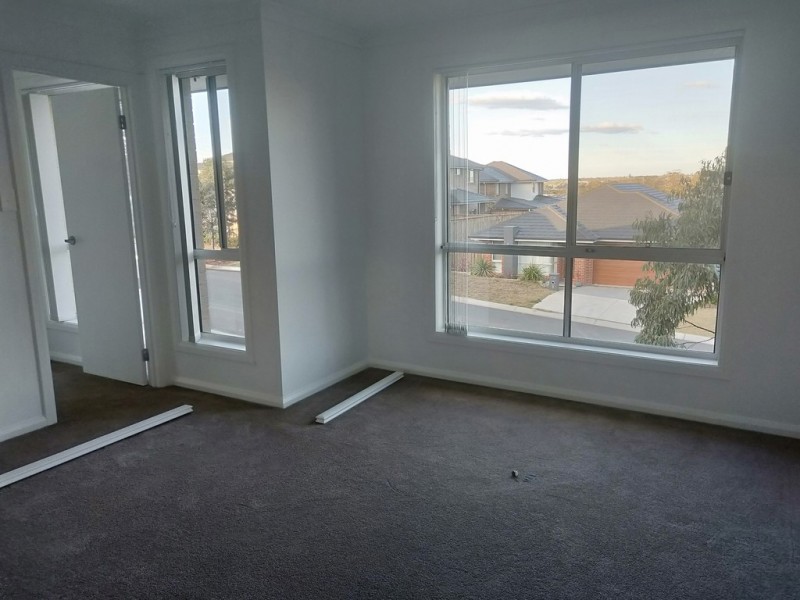 4B Galileo St, Campbelltown NSW 2560