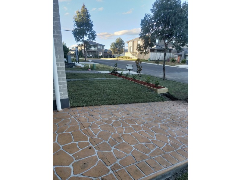 4B Galileo St, Campbelltown NSW 2560