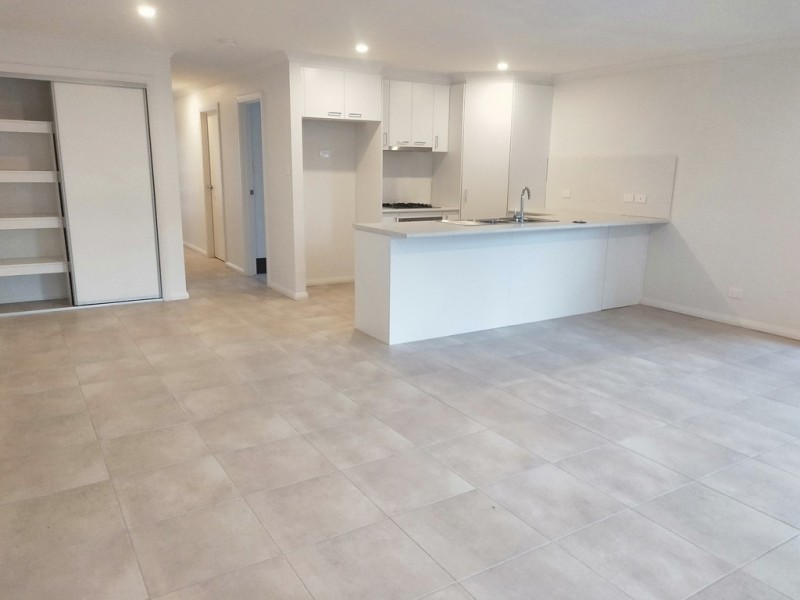 4B Galileo St, Campbelltown NSW 2560