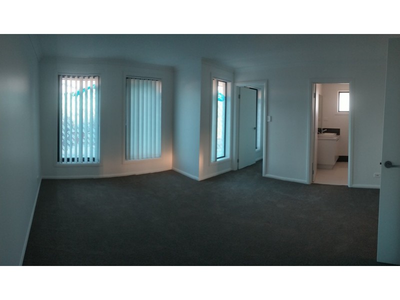 4B Galileo St, Campbelltown NSW 2560
