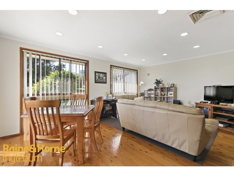 7 MORAR PLACE, St Andrews NSW 2566