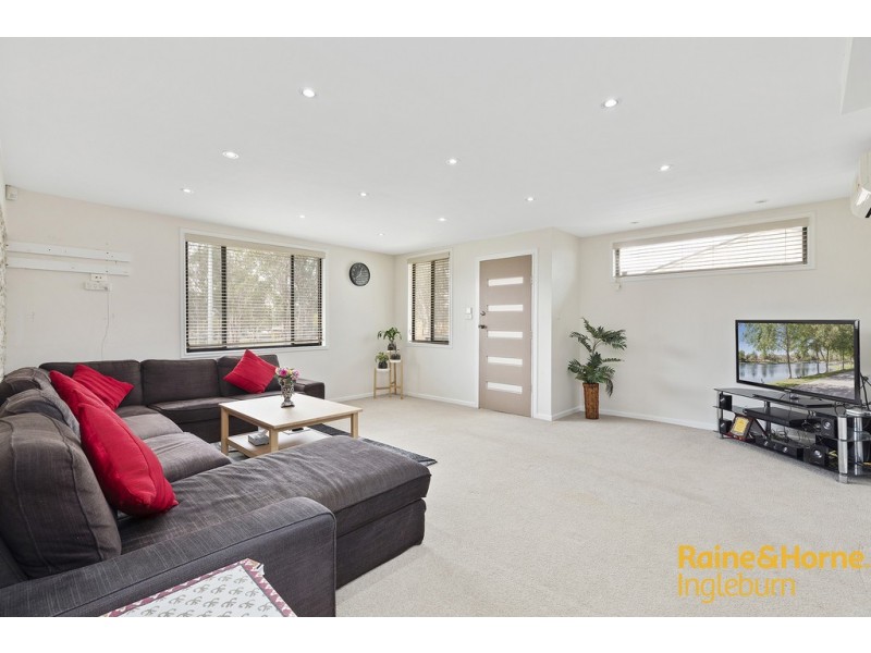 94 Eucalyptus Drive, Macquarie Fields NSW 2564