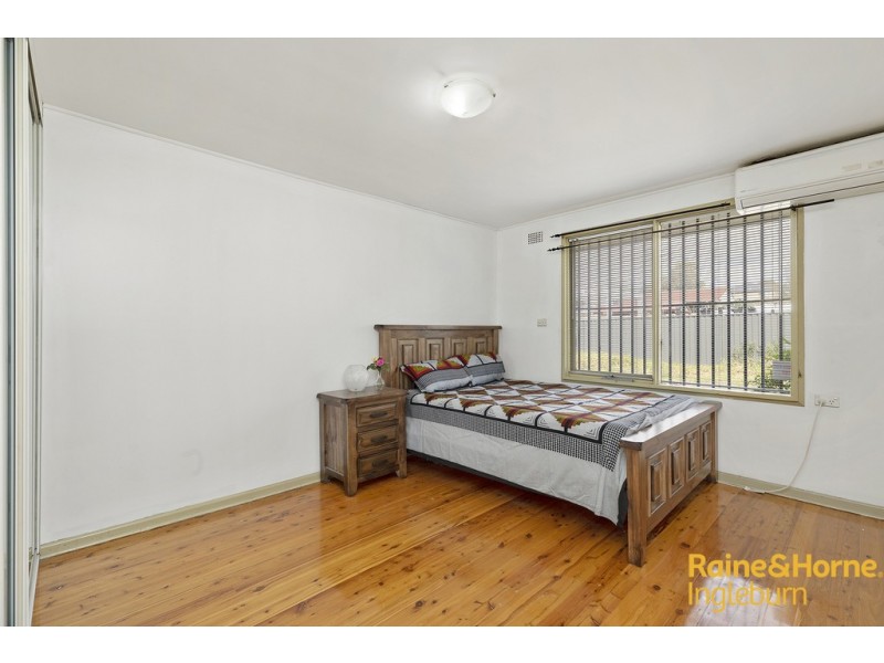 94 Eucalyptus Drive, Macquarie Fields NSW 2564