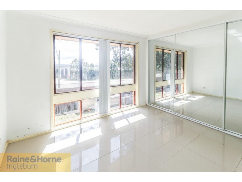 47 Borthwick, Minto NSW 2566
