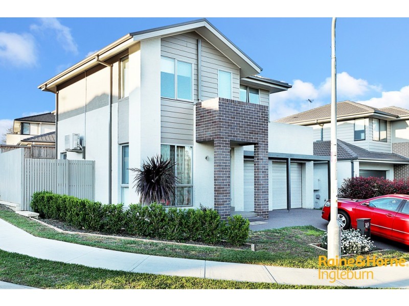 149 MARY ANN DRIVE, Glenfield NSW 2167