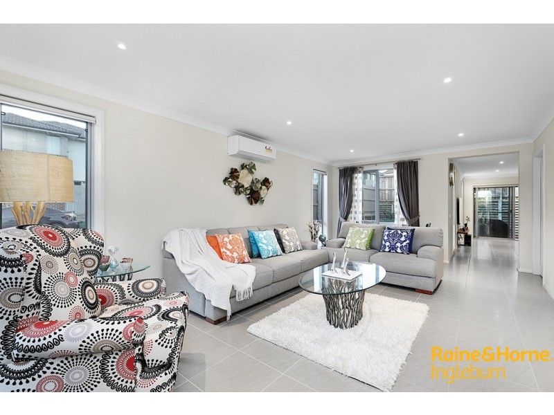 149 MARY ANN DRIVE, Glenfield NSW 2167