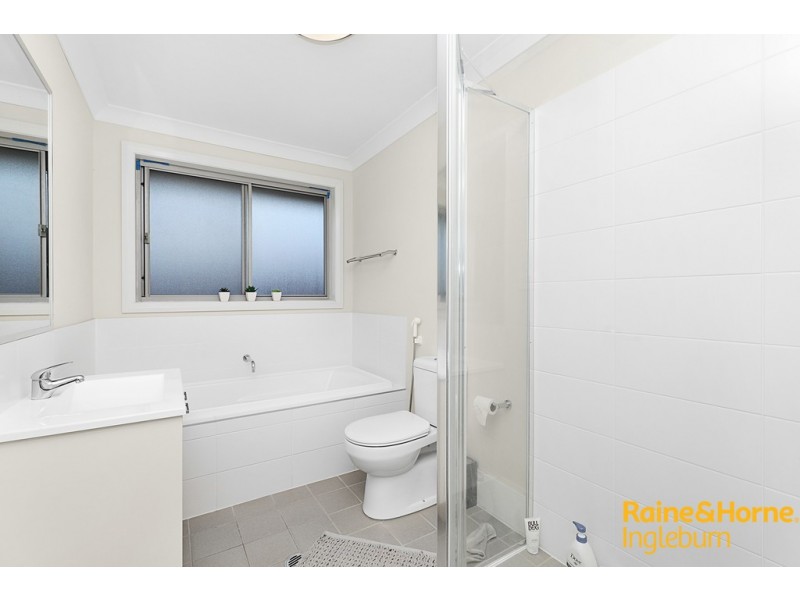 149 MARY ANN DRIVE, Glenfield NSW 2167