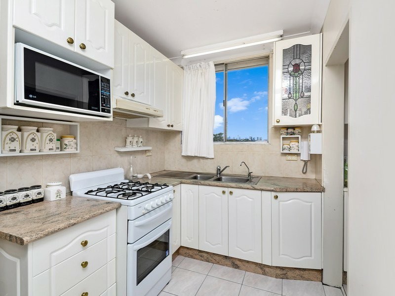 34 66 MASCOT DRIVE, Eastlakes NSW 2018