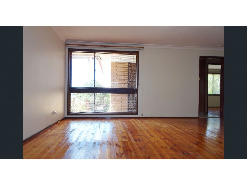 11 GOROKA STREET, Glenfield NSW 2167