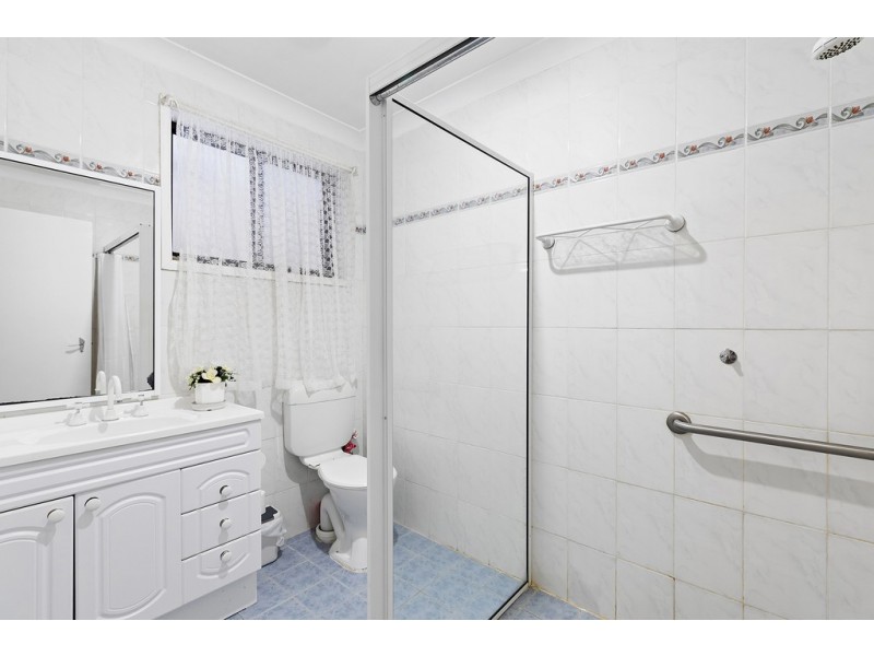 14 CLOVER PLACE, Macquarie Fields NSW 2564