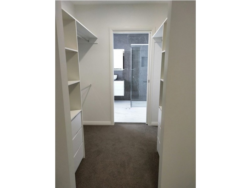 5 everlasting street, Denham Court NSW 2565