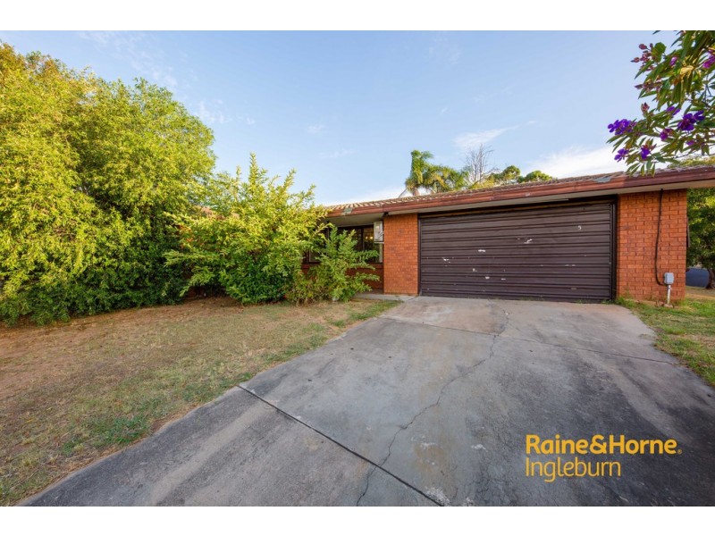 5 KIKORI PLACE, Glenfield NSW 2167