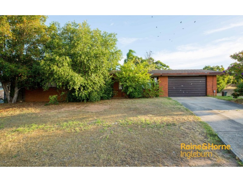 5 KIKORI PLACE, Glenfield NSW 2167