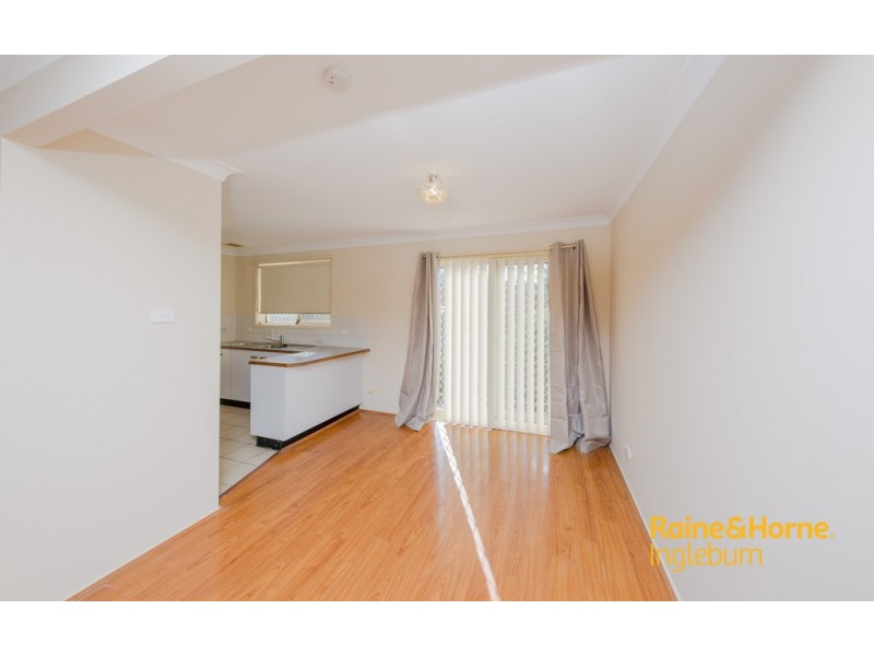 10 34 KINGS ROAD, Ingleburn NSW 2565