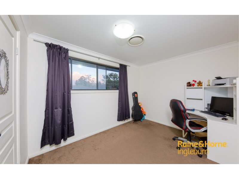 8 2 JACLYN STREET, Ingleburn NSW 2565