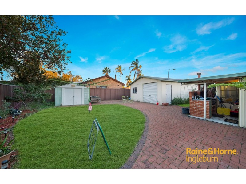 14 MOORHEN STREET, Ingleburn NSW 2565