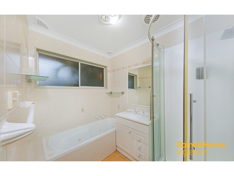 14 MOORHEN STREET, Ingleburn NSW 2565