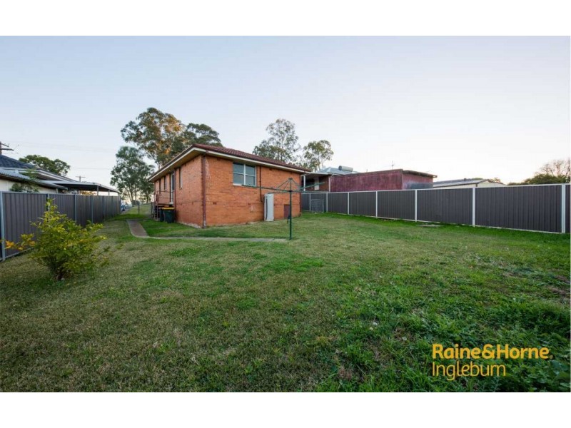25 VINCENNES AVENUE, Tregear NSW 2770