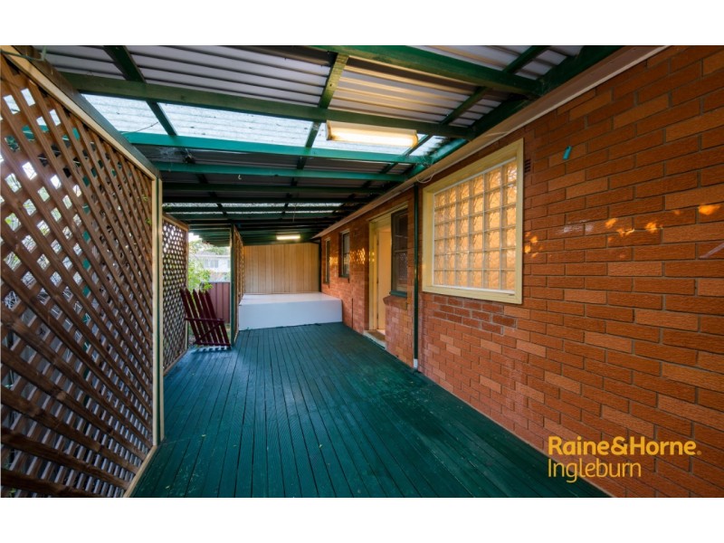 21 MANIFOLD ROAD, Blackett NSW 2770