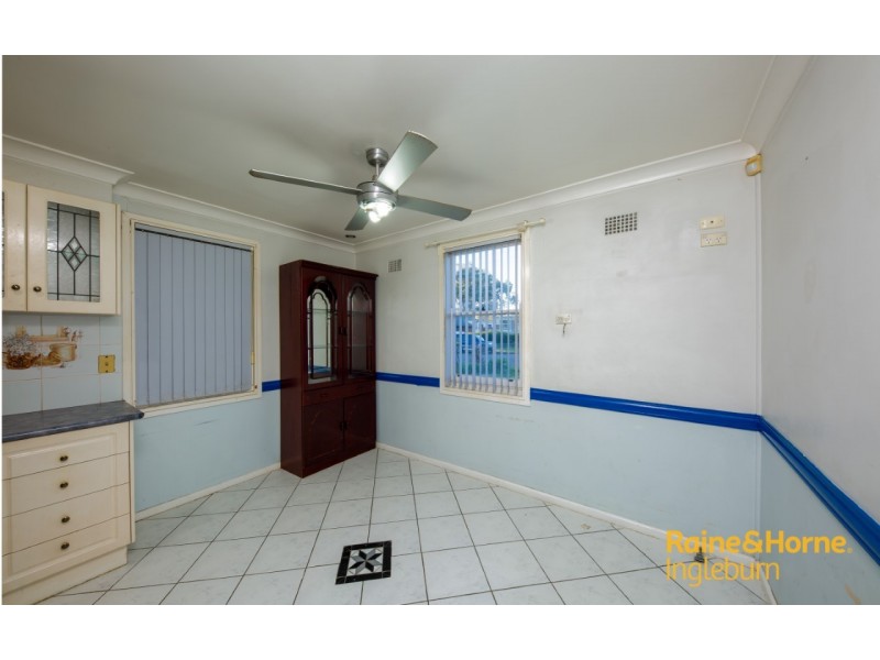 21 MANIFOLD ROAD, Blackett NSW 2770