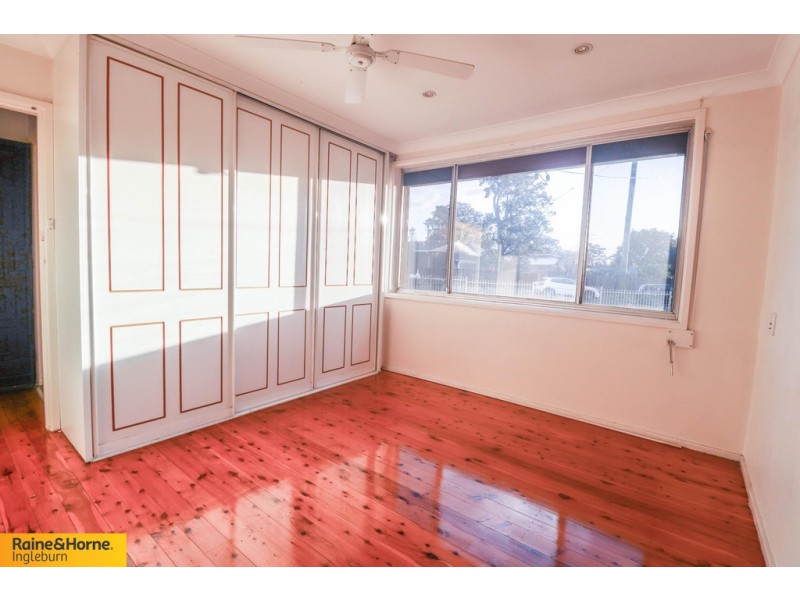 46 GORDON AVENUE, Ingleburn NSW 2565