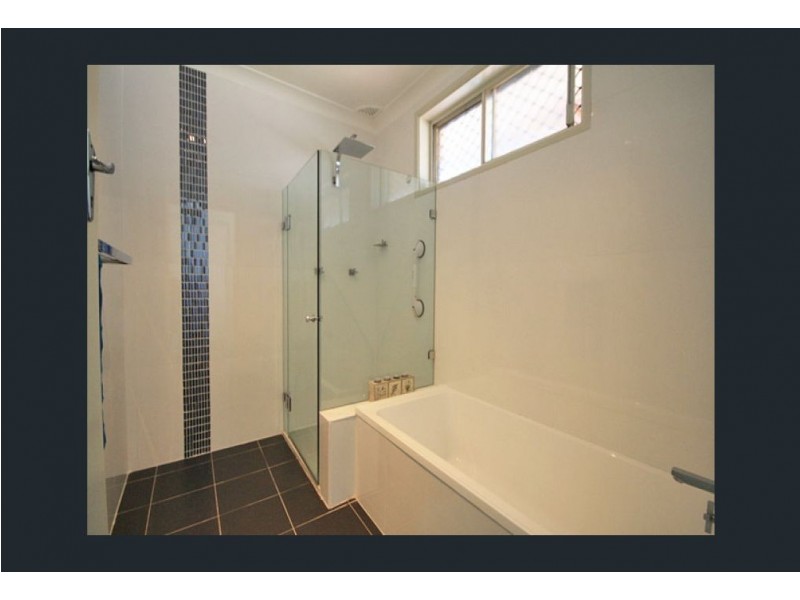 13 EDGAR STREET, Macquarie Fields NSW 2564